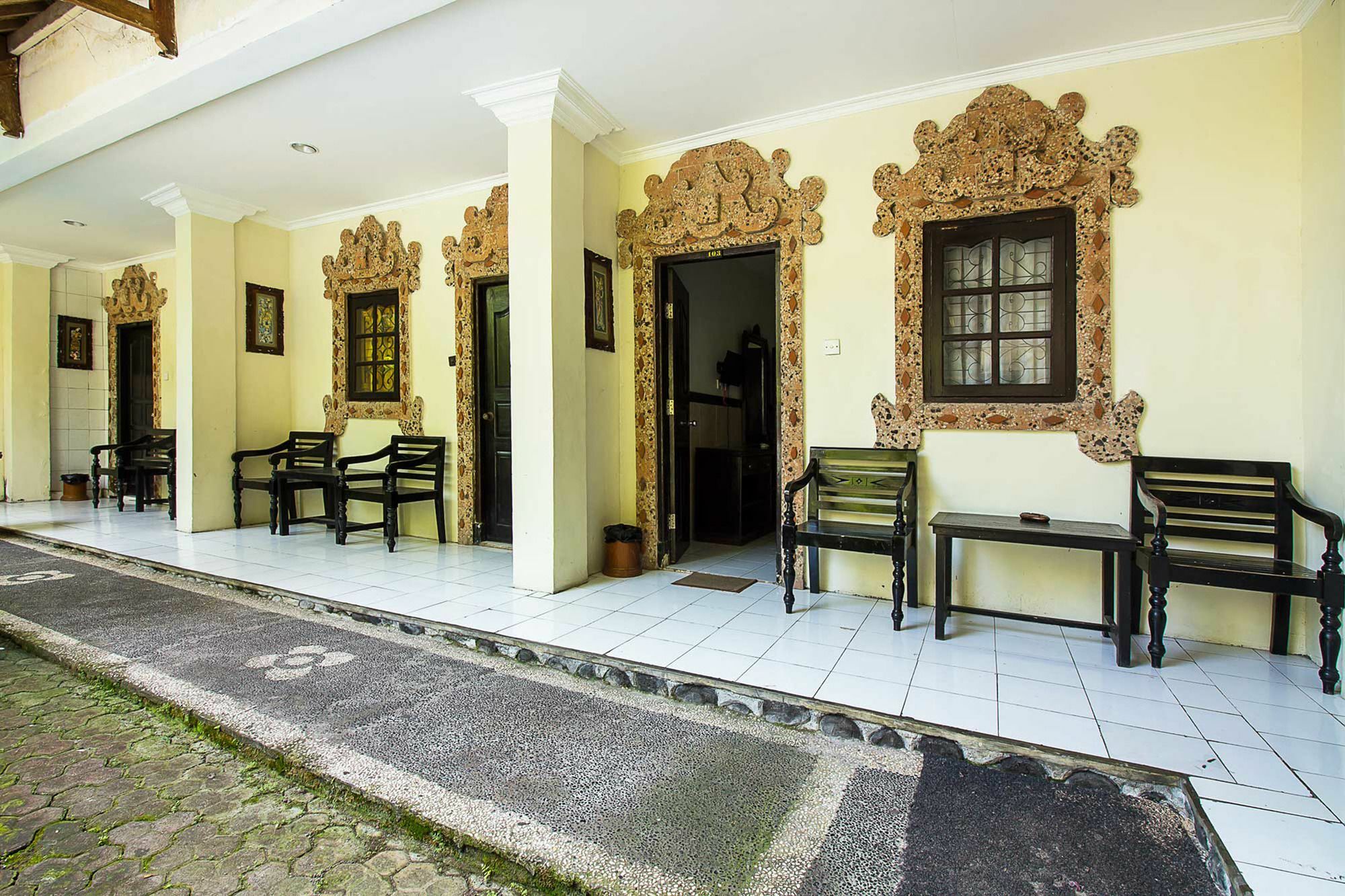 Hotel Sanjaya Managed By Tinggal Kuta Lombok Eksteriør bilde
